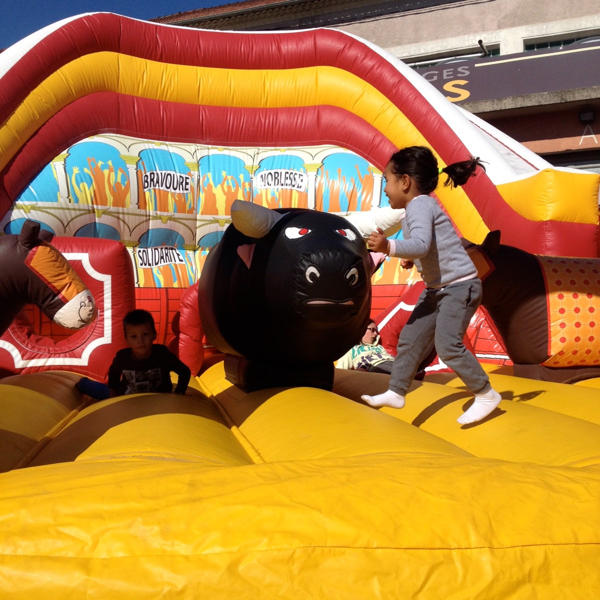 Jeu gonflable, corrida